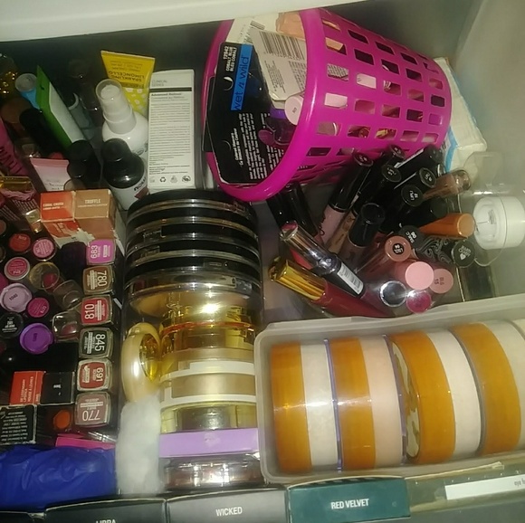 Nothing - Picture 3 of 8